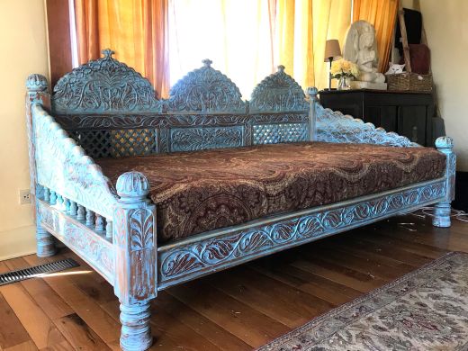 Carved Jhula Day Bed, Blue Finish